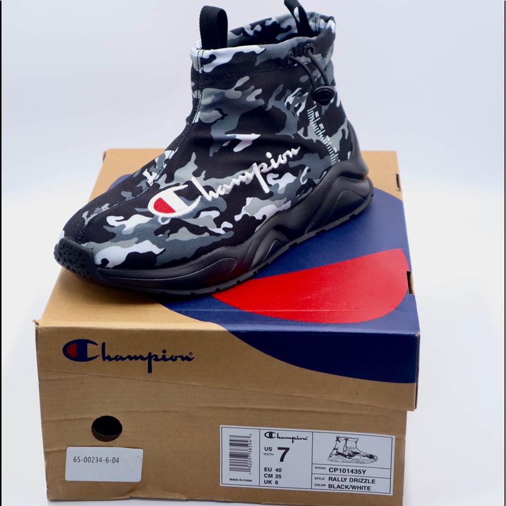 Boys Champion sneaker